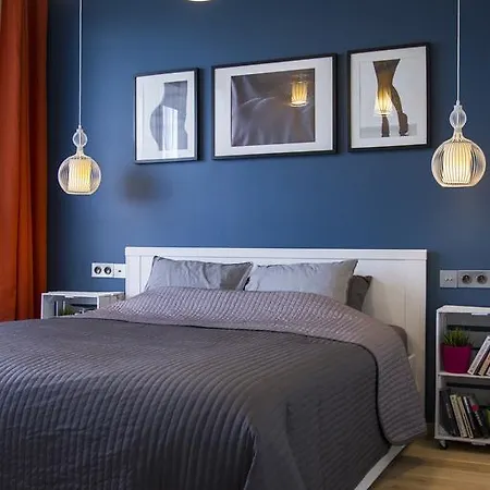 Daire Przyjemny Apartament Z Widokiem Na Odre I Parkingiem Wroclaw