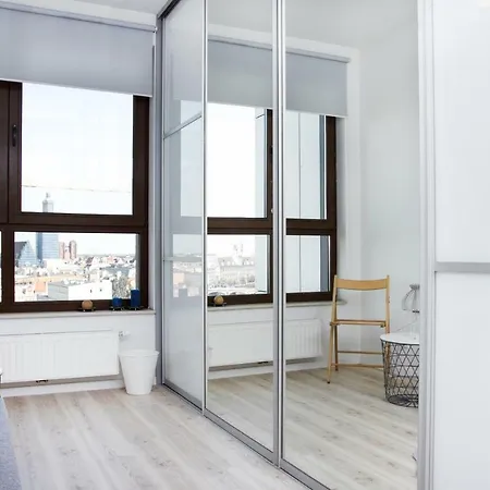 Przyjemny Apartament Z Widokiem Na Odre I Parkingiem * Wroclaw