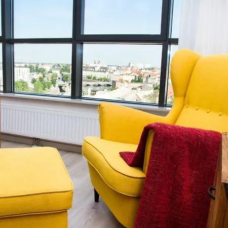 Daire Przyjemny Apartament Z Widokiem Na Odre I Parkingiem Wroclaw